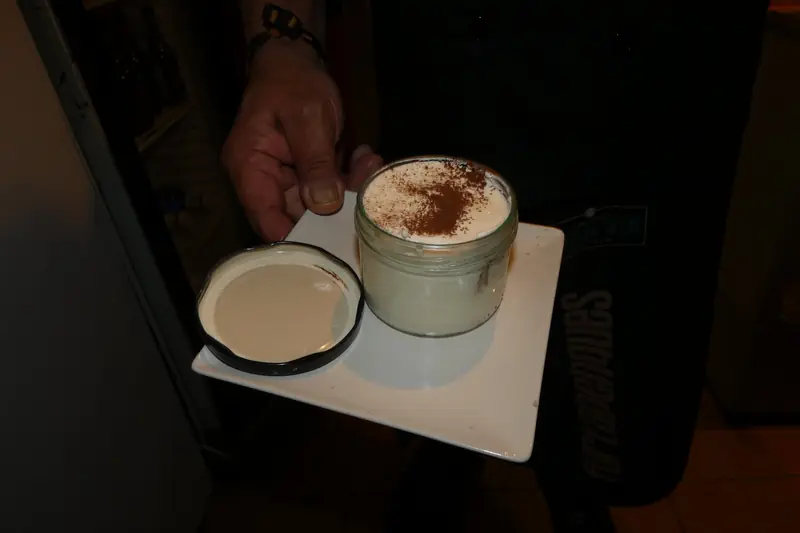 Postre casero de La Cova